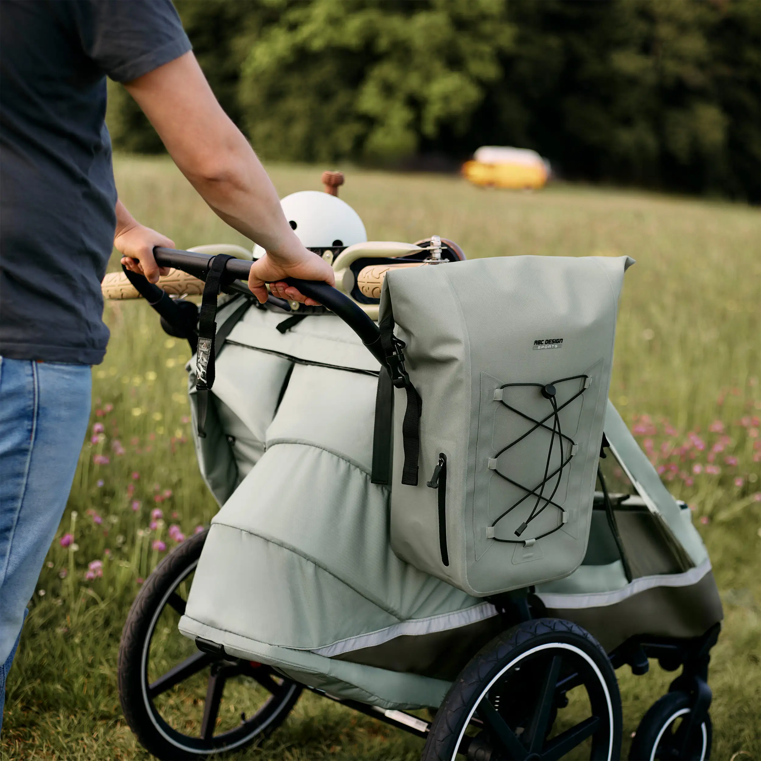 Sion 20L saddle bag for strollers, bike trailers & everyday use - Pine