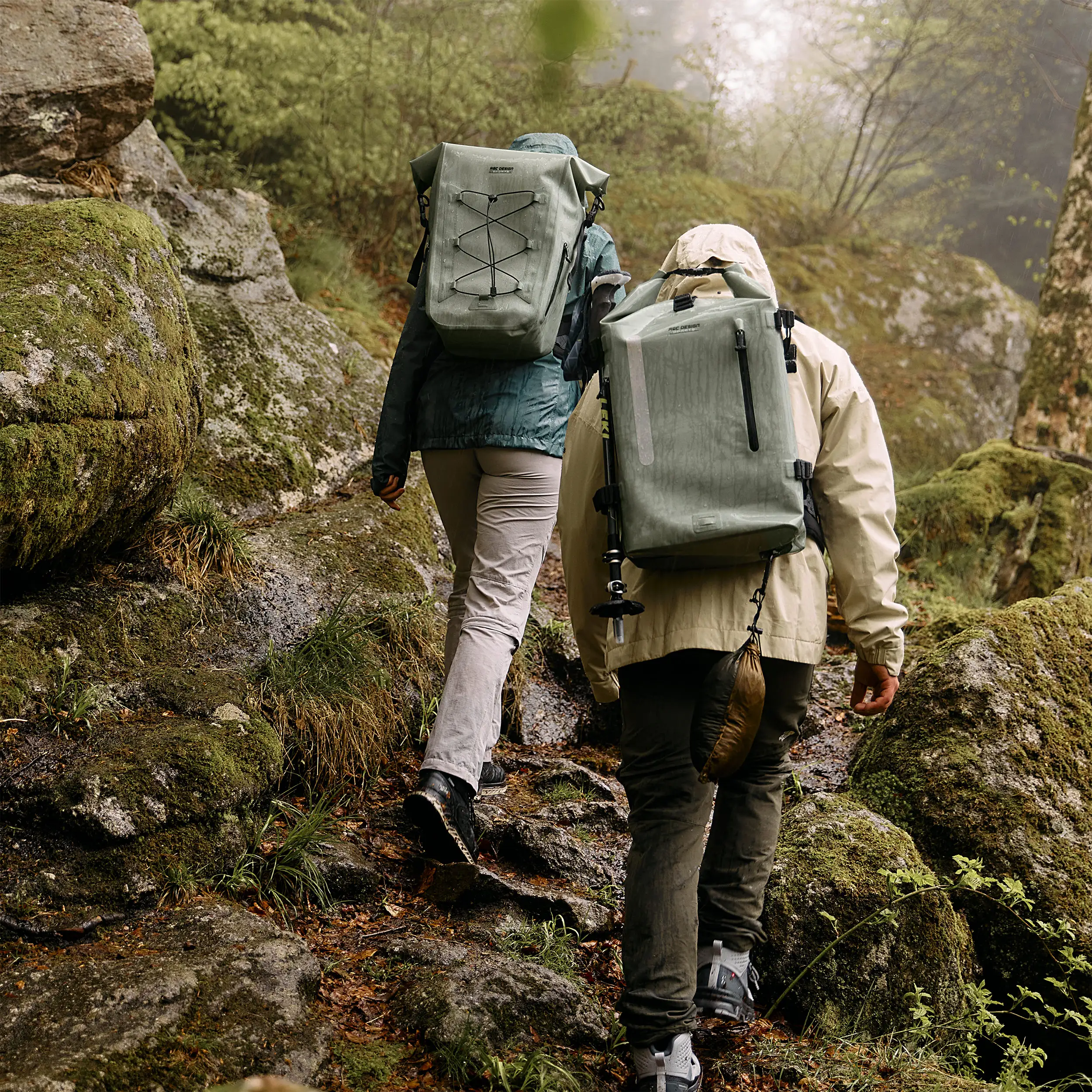 Solothurn 22L outdoor backpack for everyday use and adventure - Pine