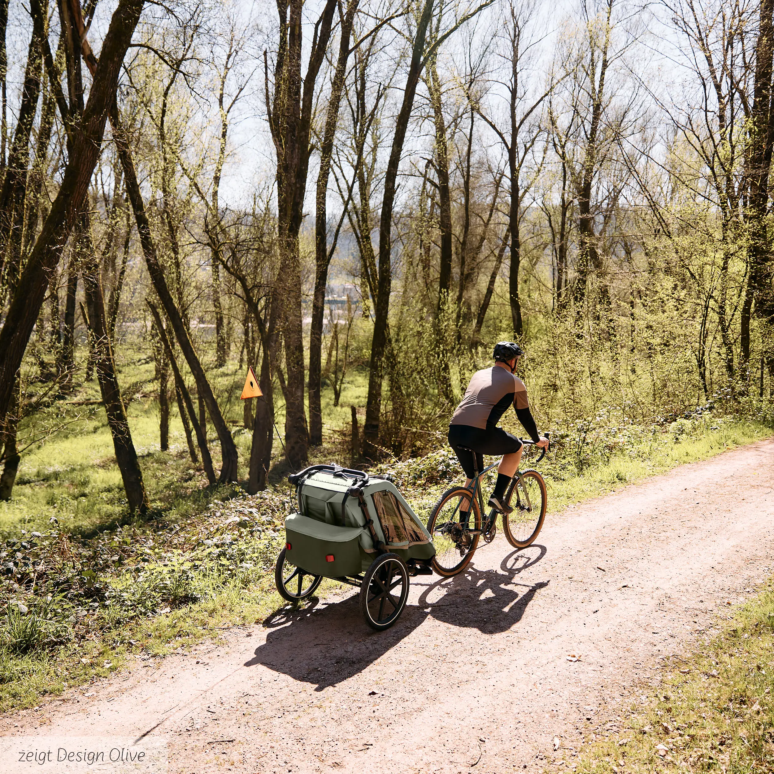 Tour 2 bicycle trailer with 2 comfortable seats & air wheels - Falcon
