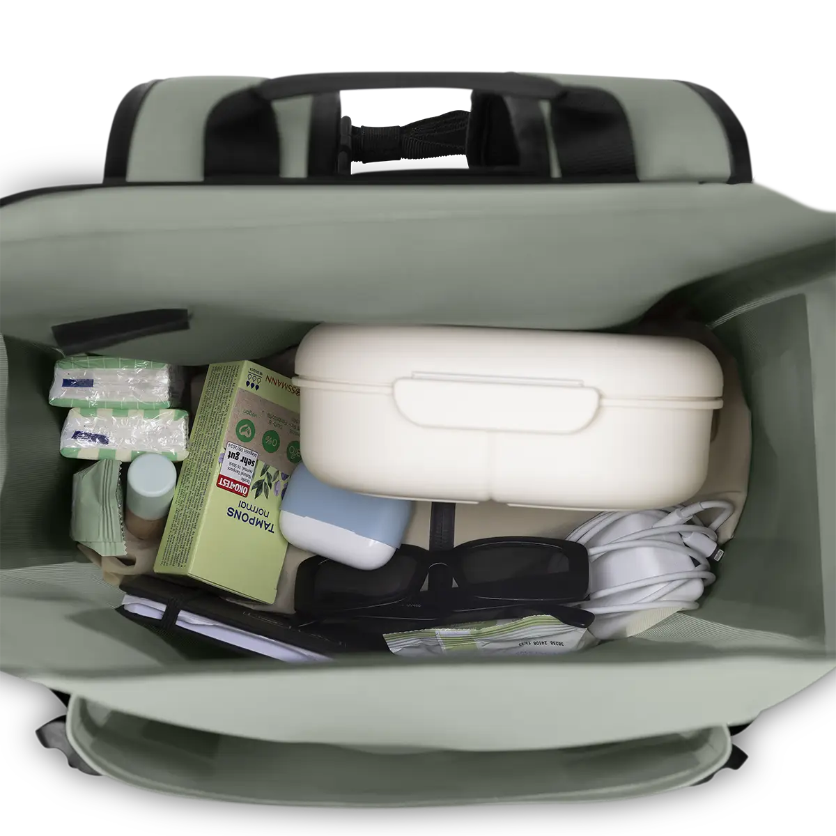 24 liters of storage space & order