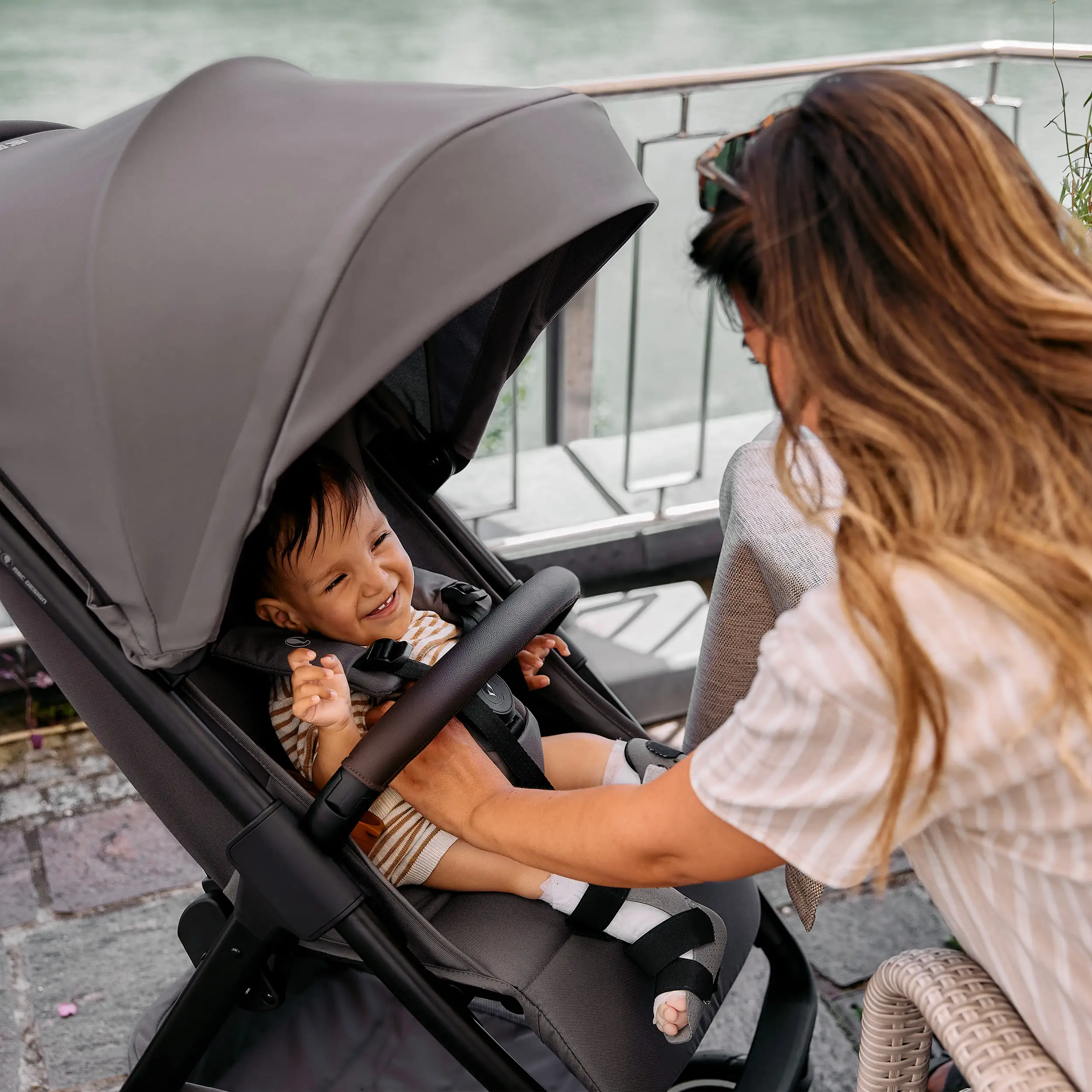 Stroller Avus 2 Air | With Air Tires - Falcon